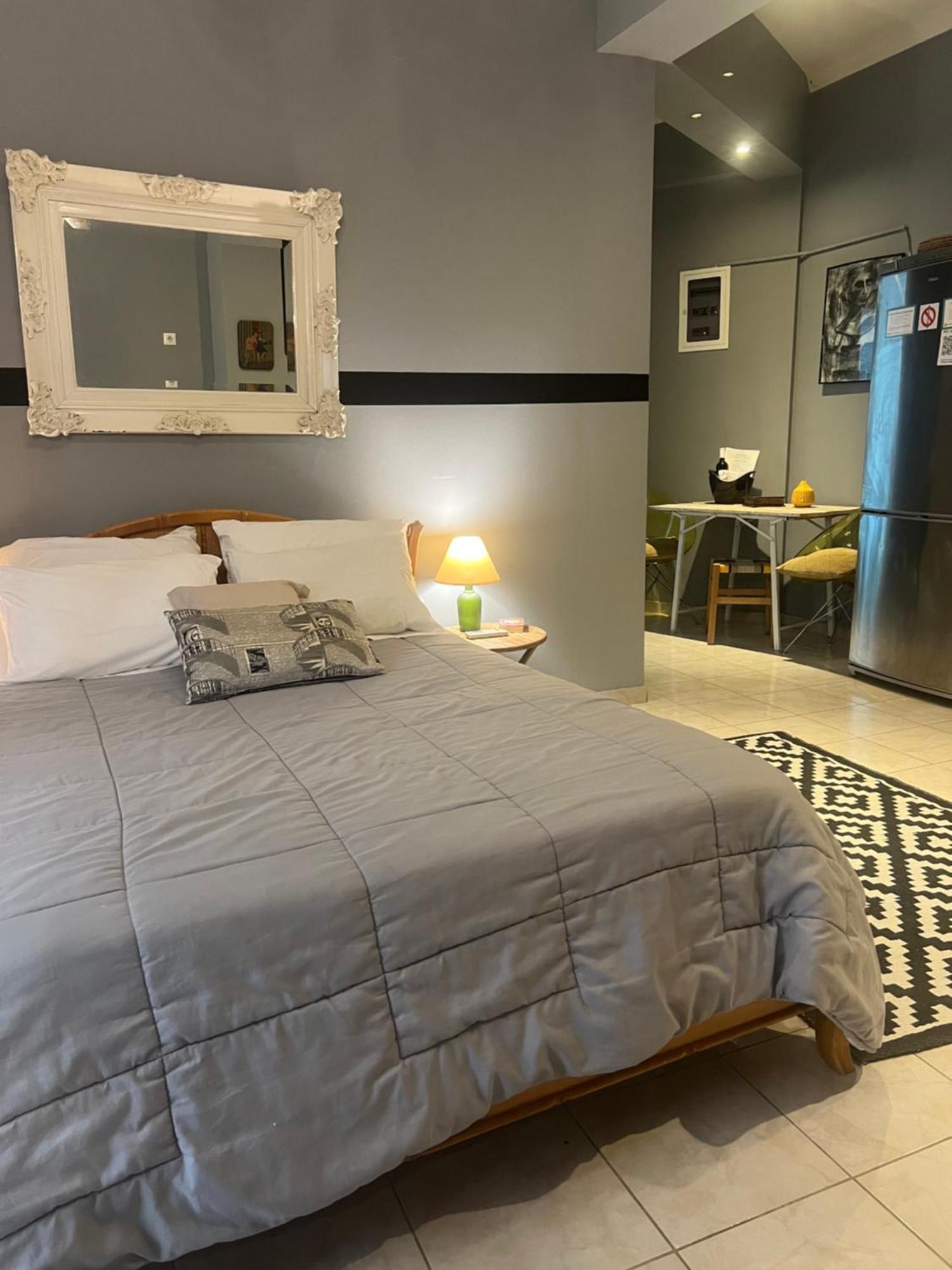 Lamda Vintage Appartment 아테네 외부 사진